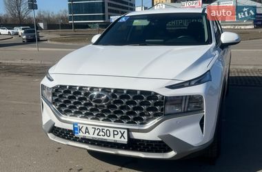 Внедорожник / Кроссовер Hyundai Santa FE 2022 в Киеве