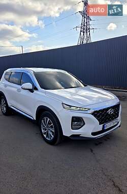 Внедорожник / Кроссовер Hyundai Santa FE 2019 в Краснограде