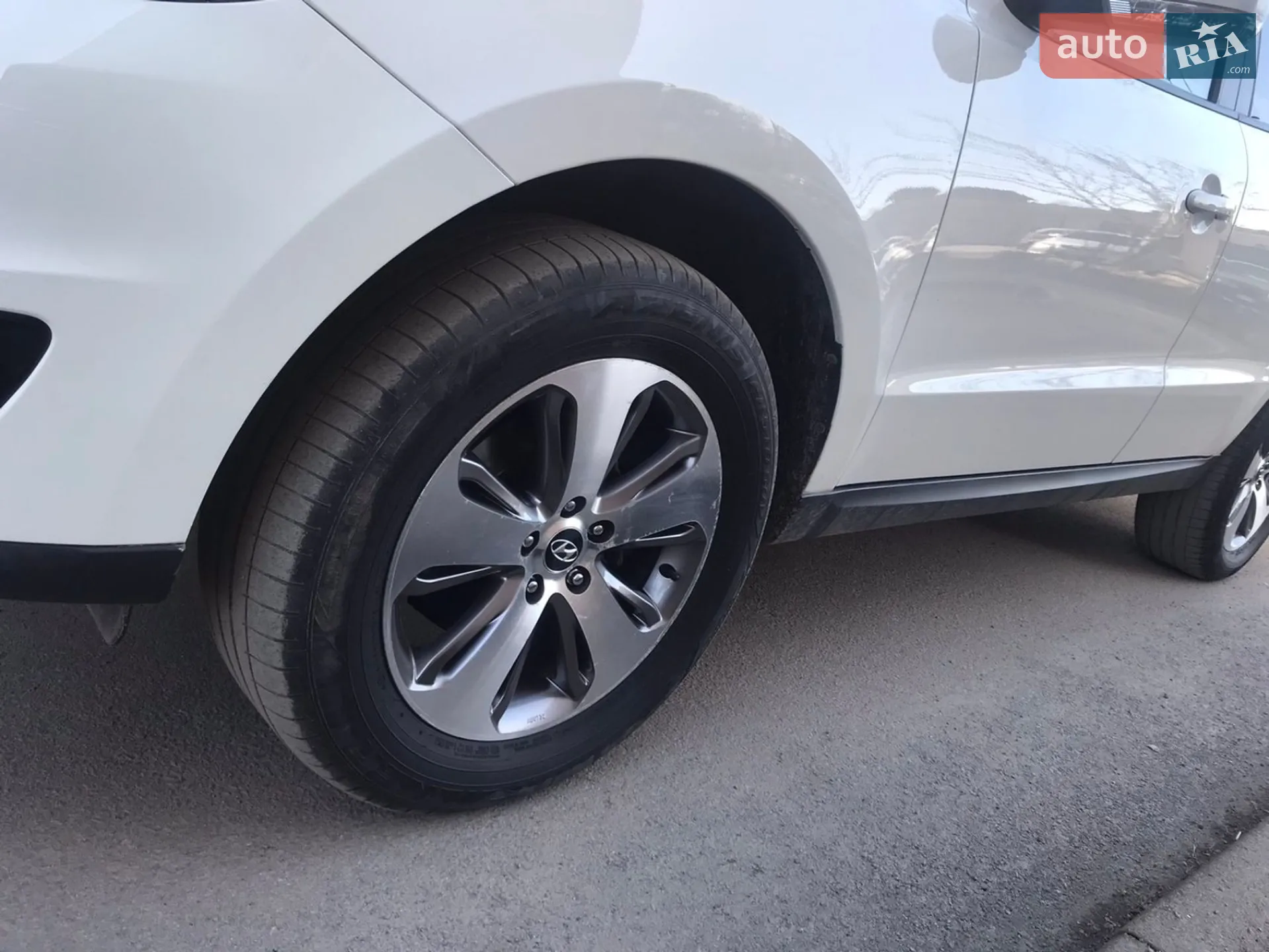 2012 Hyundai Santa Fe - мініатюра 11