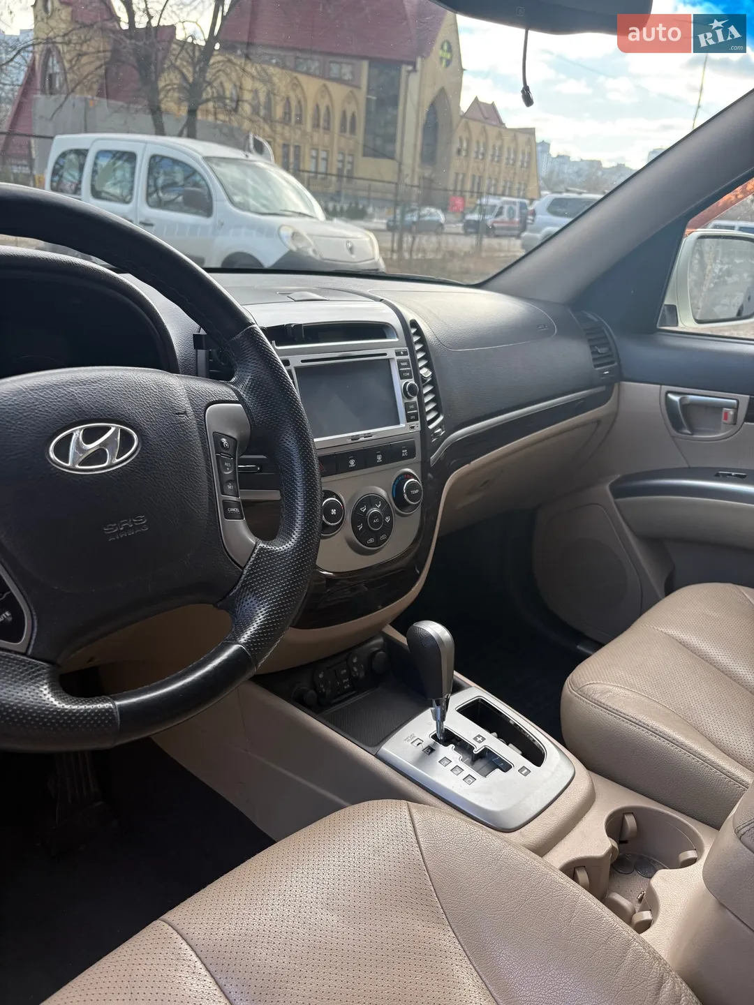 2011 Hyundai Santa Fe - мініатюра 9
