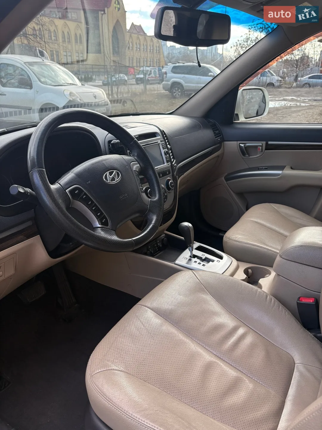 2011 Hyundai Santa Fe - мініатюра 8
