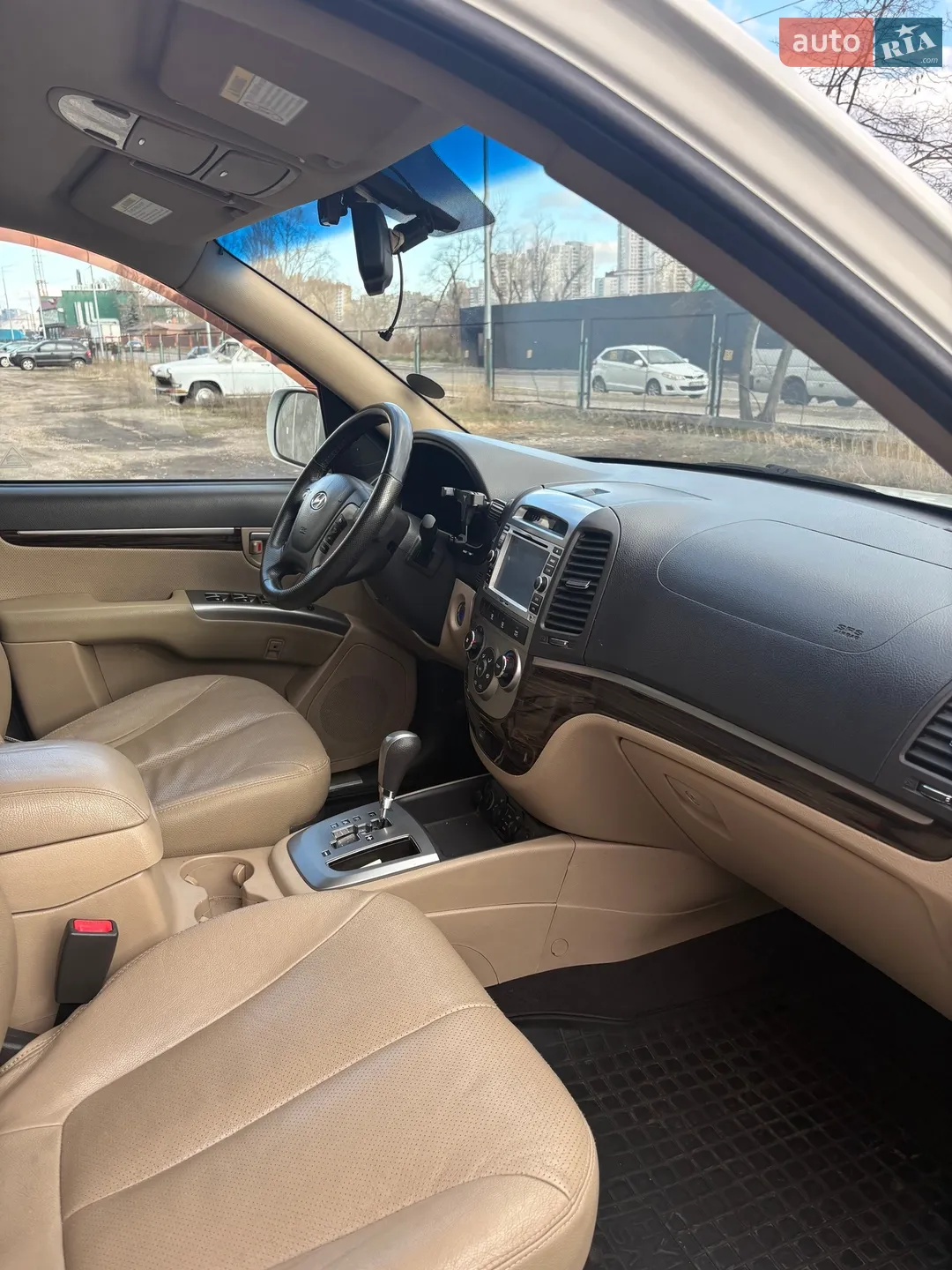 2011 Hyundai Santa Fe - мініатюра 10