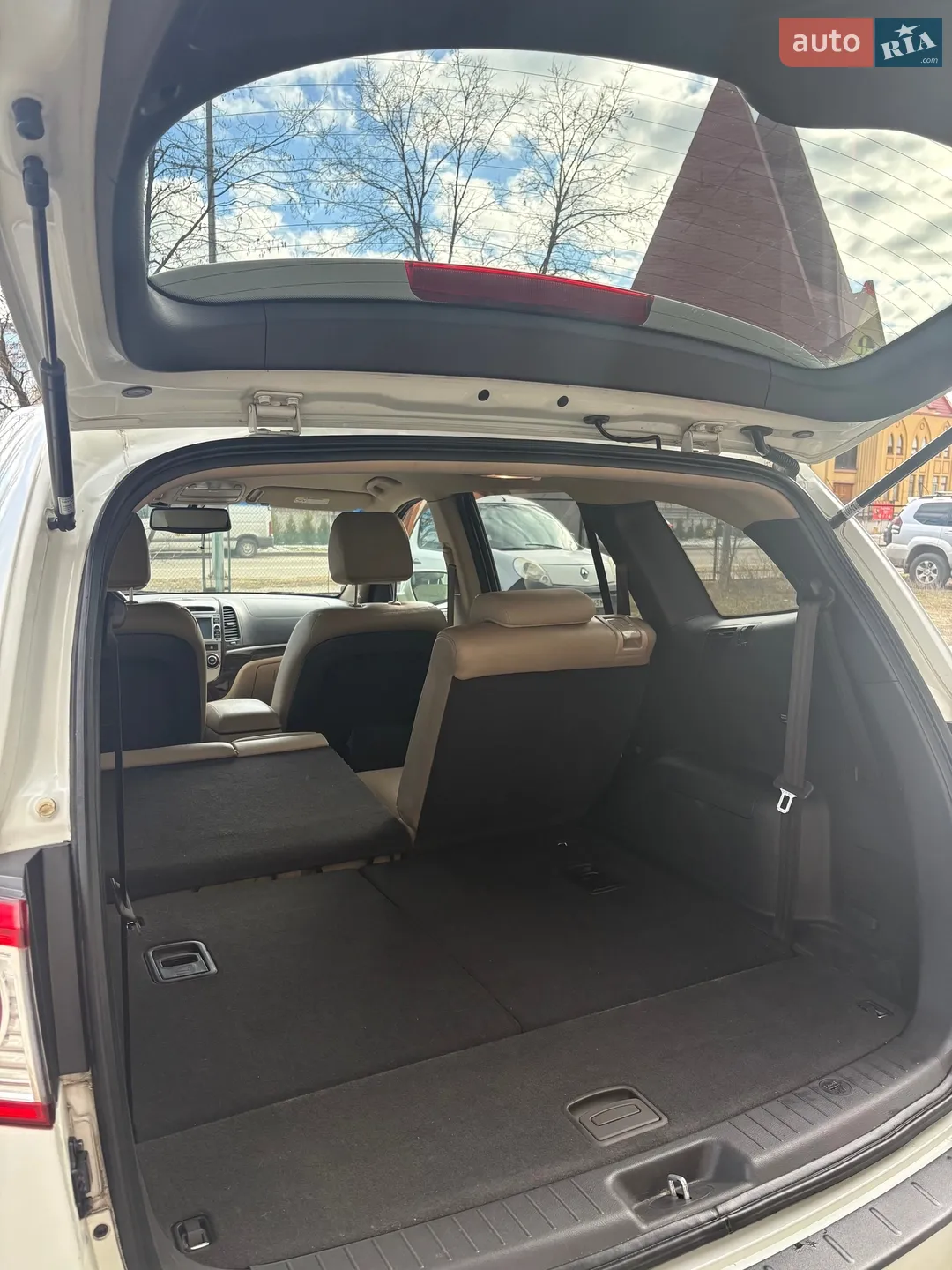 2011 Hyundai Santa Fe - мініатюра 25