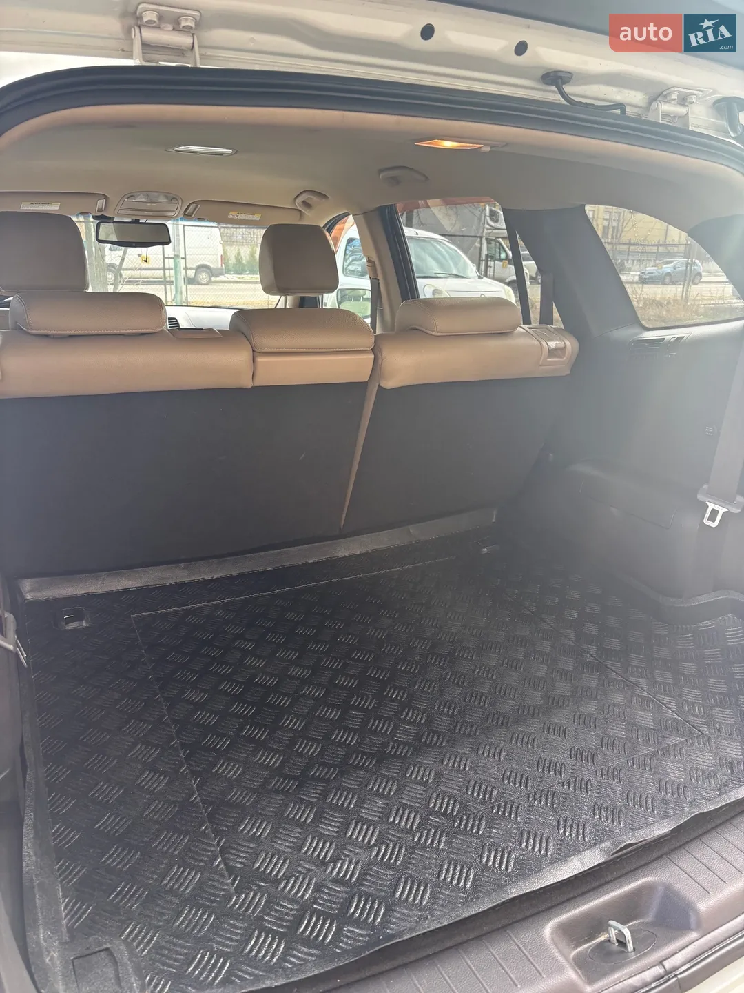 2011 Hyundai Santa Fe - мініатюра 30