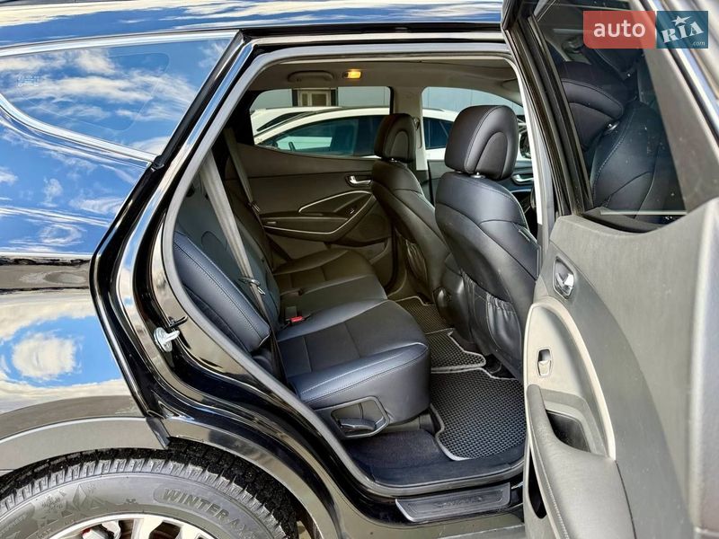 Внедорожник / Кроссовер Hyundai Santa FE 2013 в Киеве