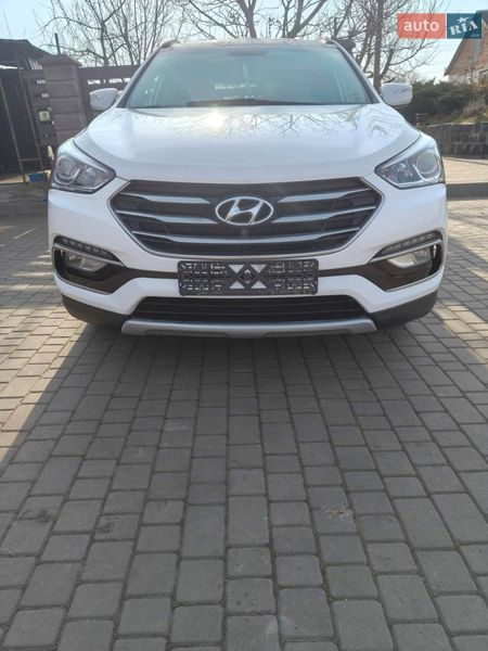 Минивэн Hyundai Santa FE 2016 в Луцке