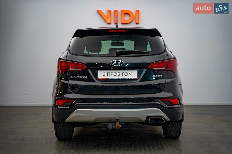 Внедорожник / Кроссовер Hyundai Santa FE 2017 в Киеве