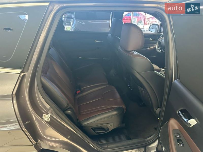 Внедорожник / Кроссовер Hyundai Santa FE 2018 в Одессе