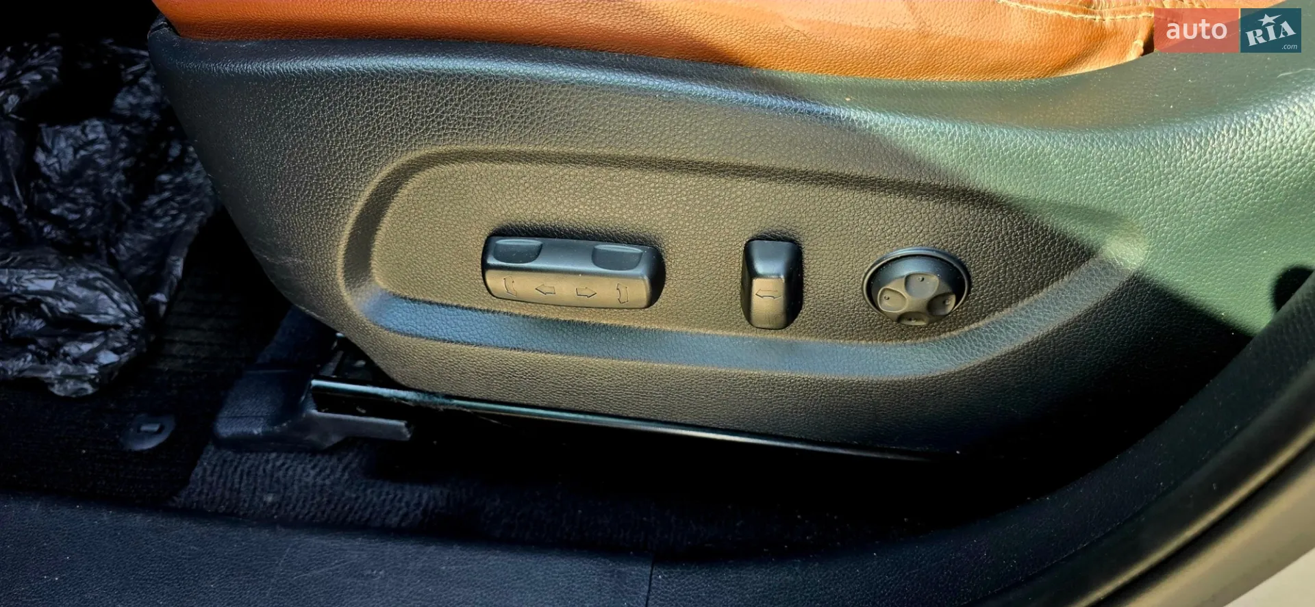 2013 Hyundai Santa Fe - мініатюра 15