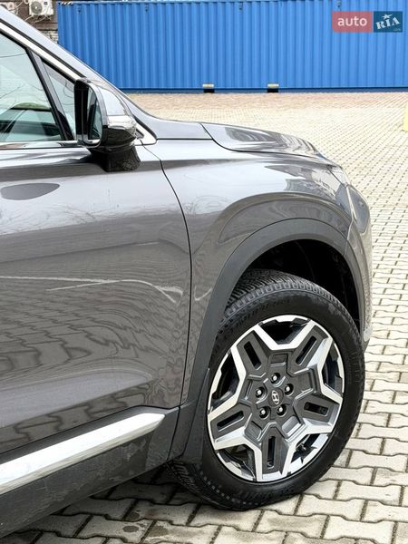Внедорожник / Кроссовер Hyundai Santa FE 2021 в Ужгороде