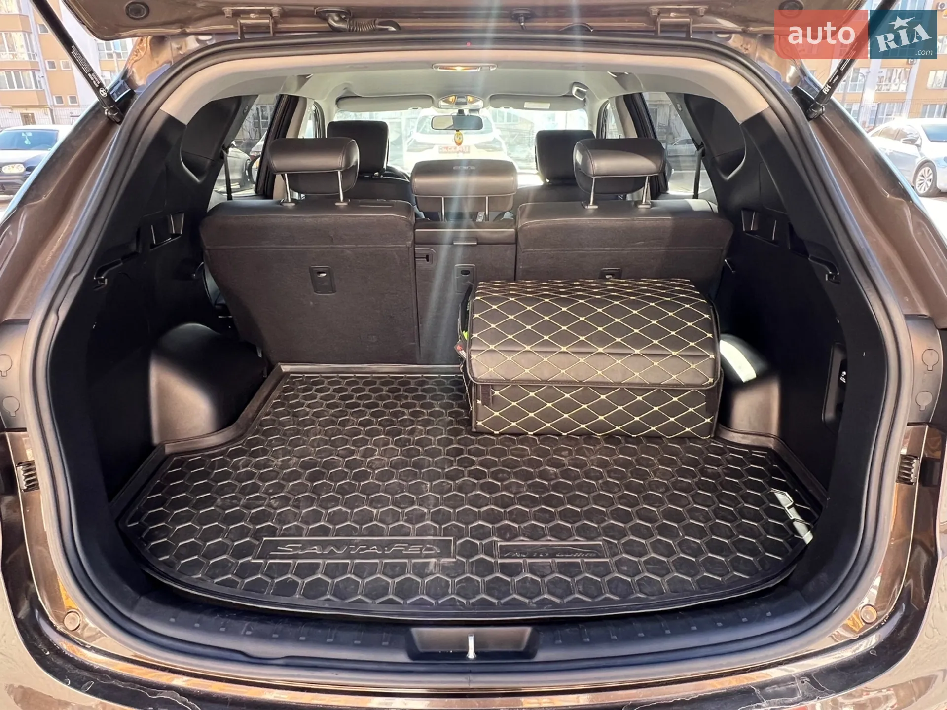 2017 Hyundai Santa Fe - мініатюра 23