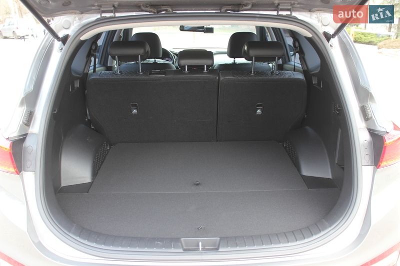 Внедорожник / Кроссовер Hyundai Santa FE 2018 в Днепре