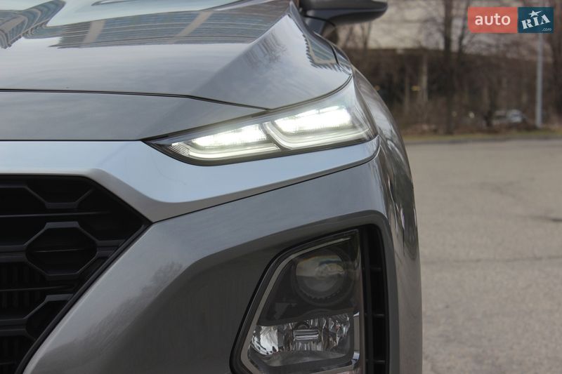 Внедорожник / Кроссовер Hyundai Santa FE 2018 в Днепре