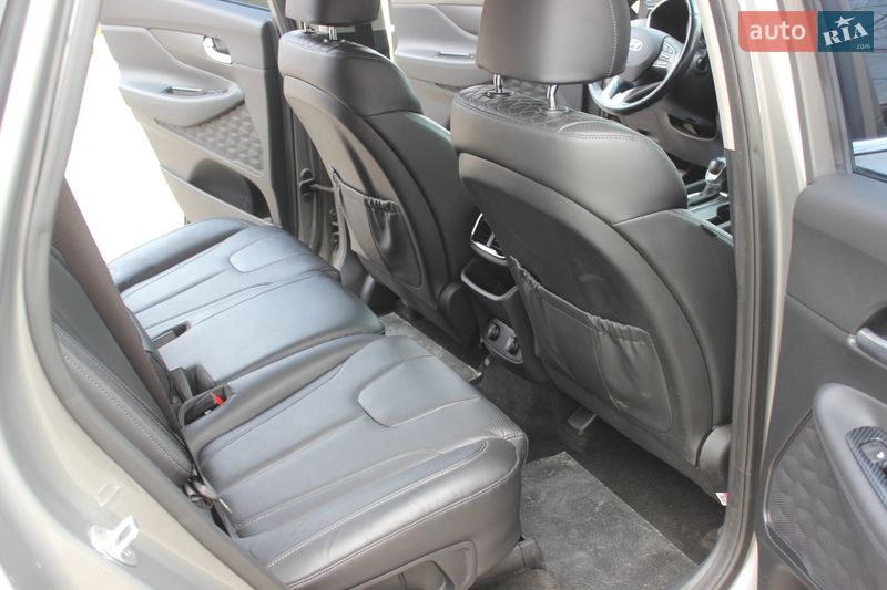 Внедорожник / Кроссовер Hyundai Santa FE 2018 в Днепре