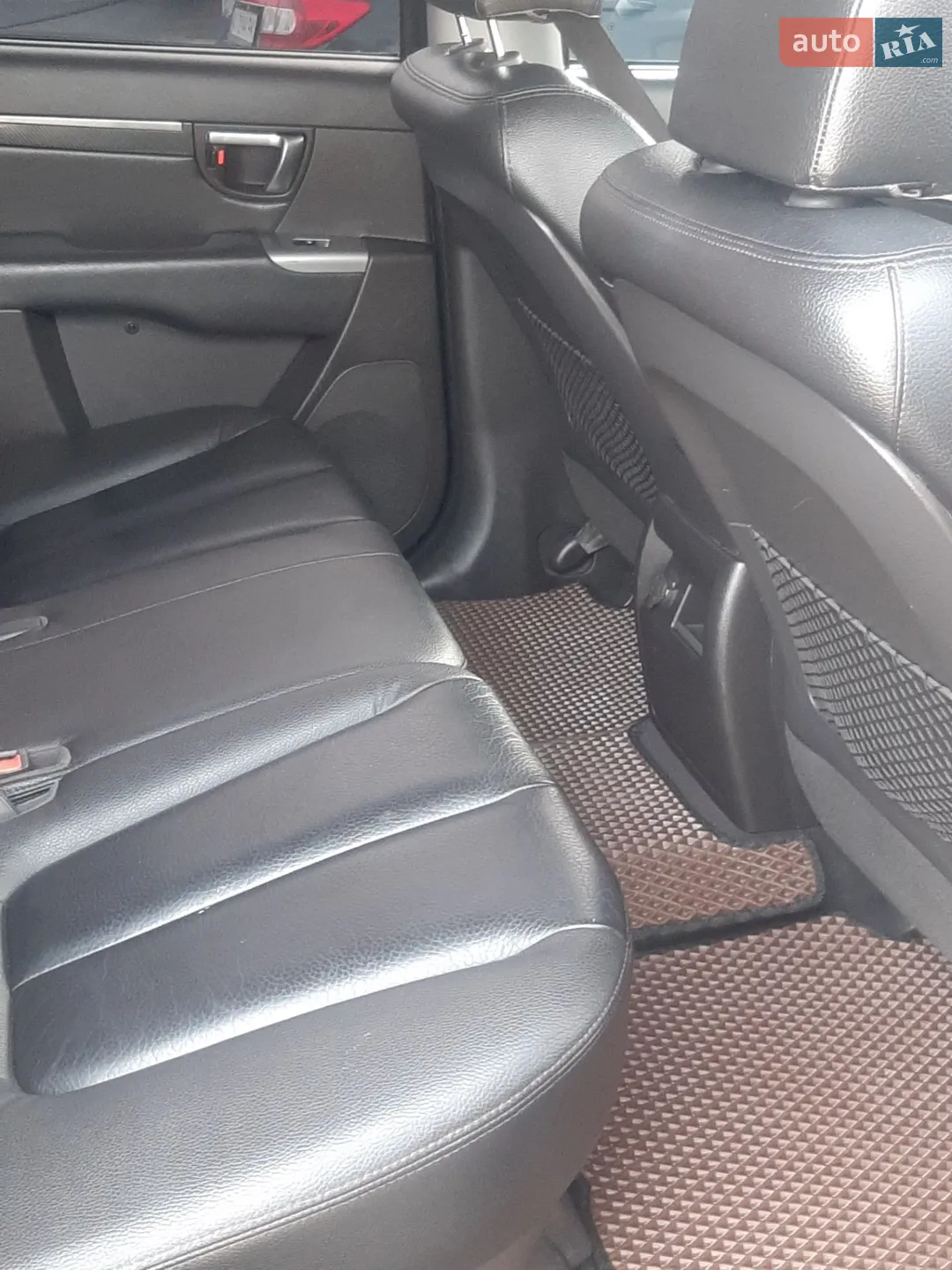 2011 Hyundai Santa Fe - мініатюра 8