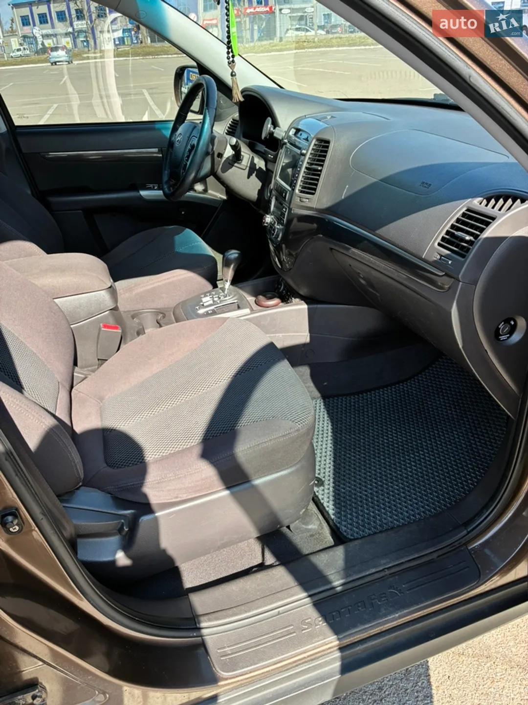 2010 Hyundai Santa Fe - мініатюра 23