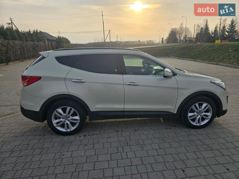 Внедорожник / Кроссовер Hyundai Santa FE 2014 в Стрые