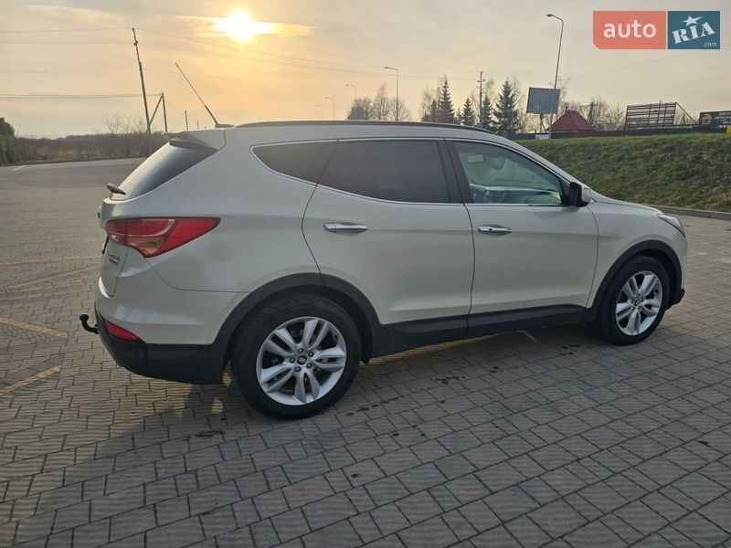 Внедорожник / Кроссовер Hyundai Santa FE 2014 в Стрые