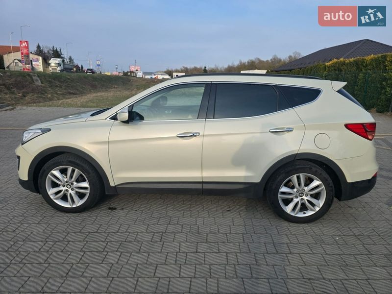 Внедорожник / Кроссовер Hyundai Santa FE 2014 в Стрые