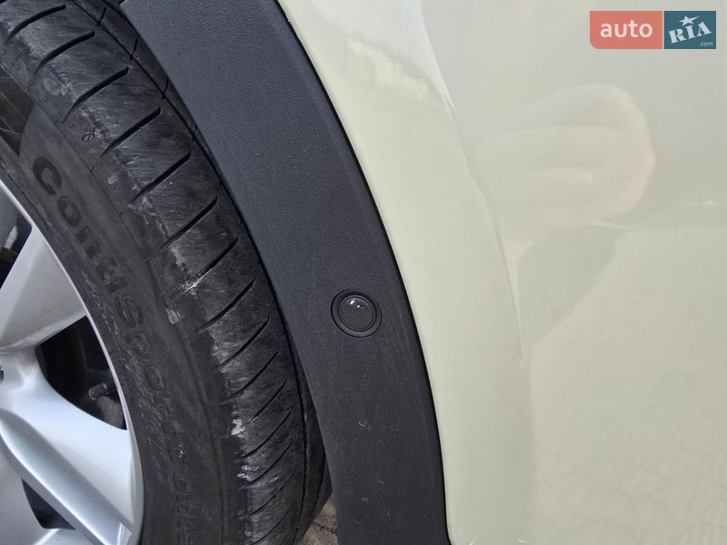 Внедорожник / Кроссовер Hyundai Santa FE 2014 в Стрые