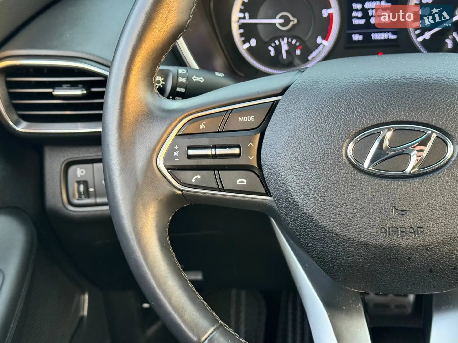 2018 Hyundai Santa Fe - мініатюра 41