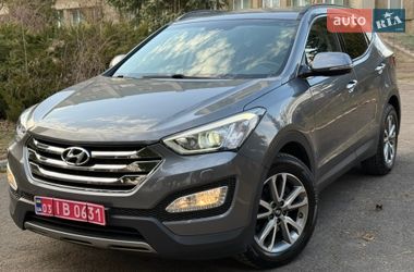 Позашляховик / Кросовер Hyundai Santa FE 2015 в Рівному