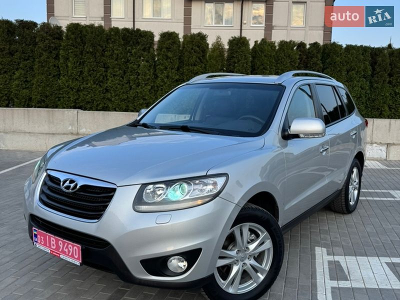 Внедорожник / Кроссовер Hyundai Santa FE 2012 в Ровно
