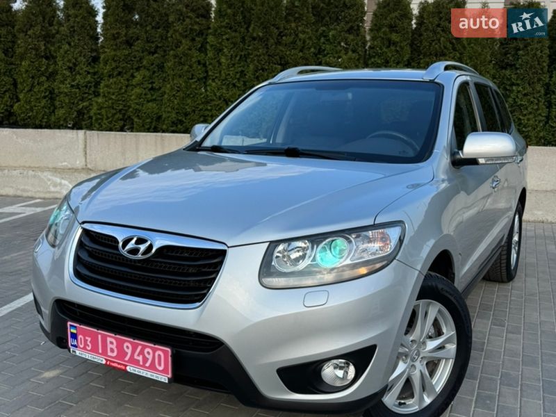 Внедорожник / Кроссовер Hyundai Santa FE 2012 в Ровно