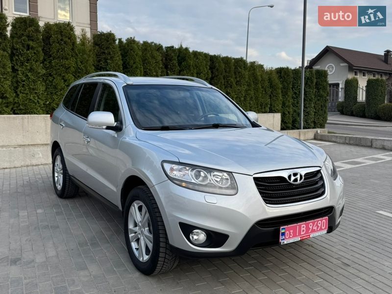 Внедорожник / Кроссовер Hyundai Santa FE 2012 в Ровно