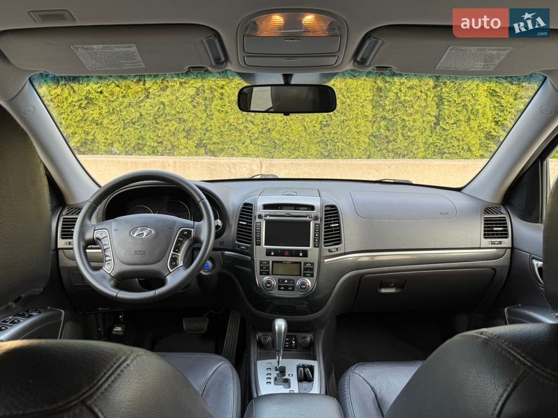 Внедорожник / Кроссовер Hyundai Santa FE 2012 в Ровно