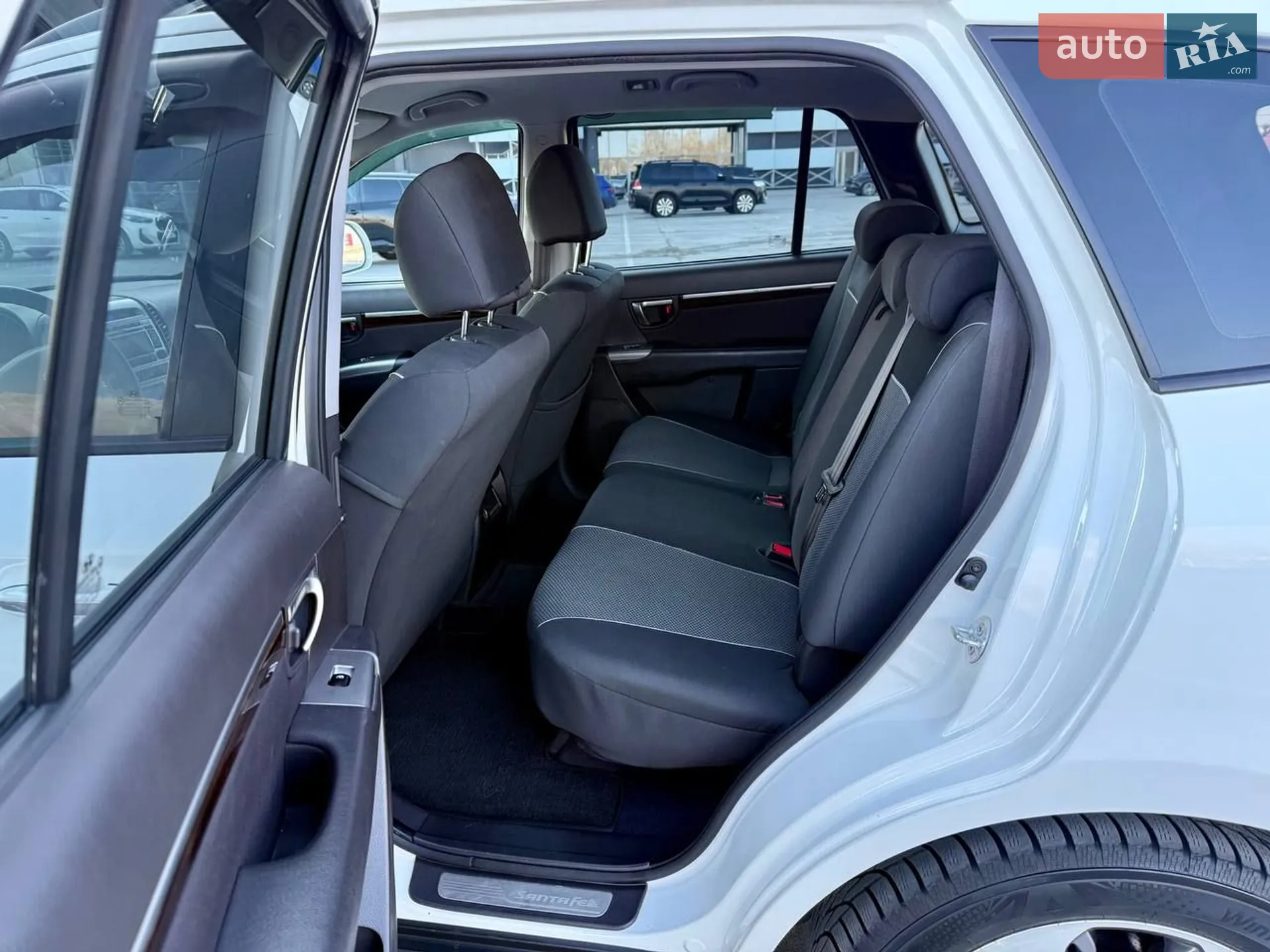 2011 Hyundai Santa Fe - мініатюра 24