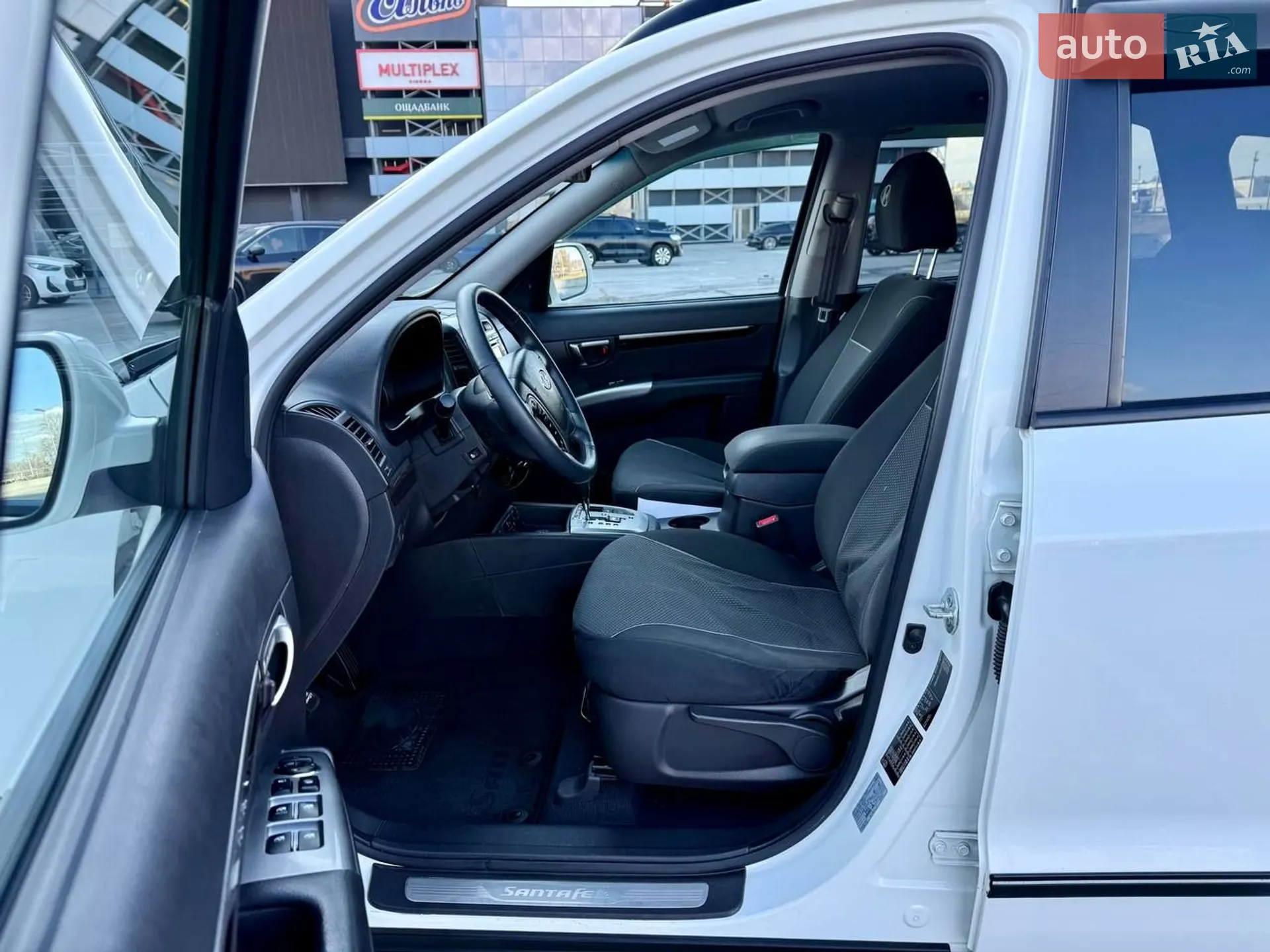 2011 Hyundai Santa Fe - мініатюра 39