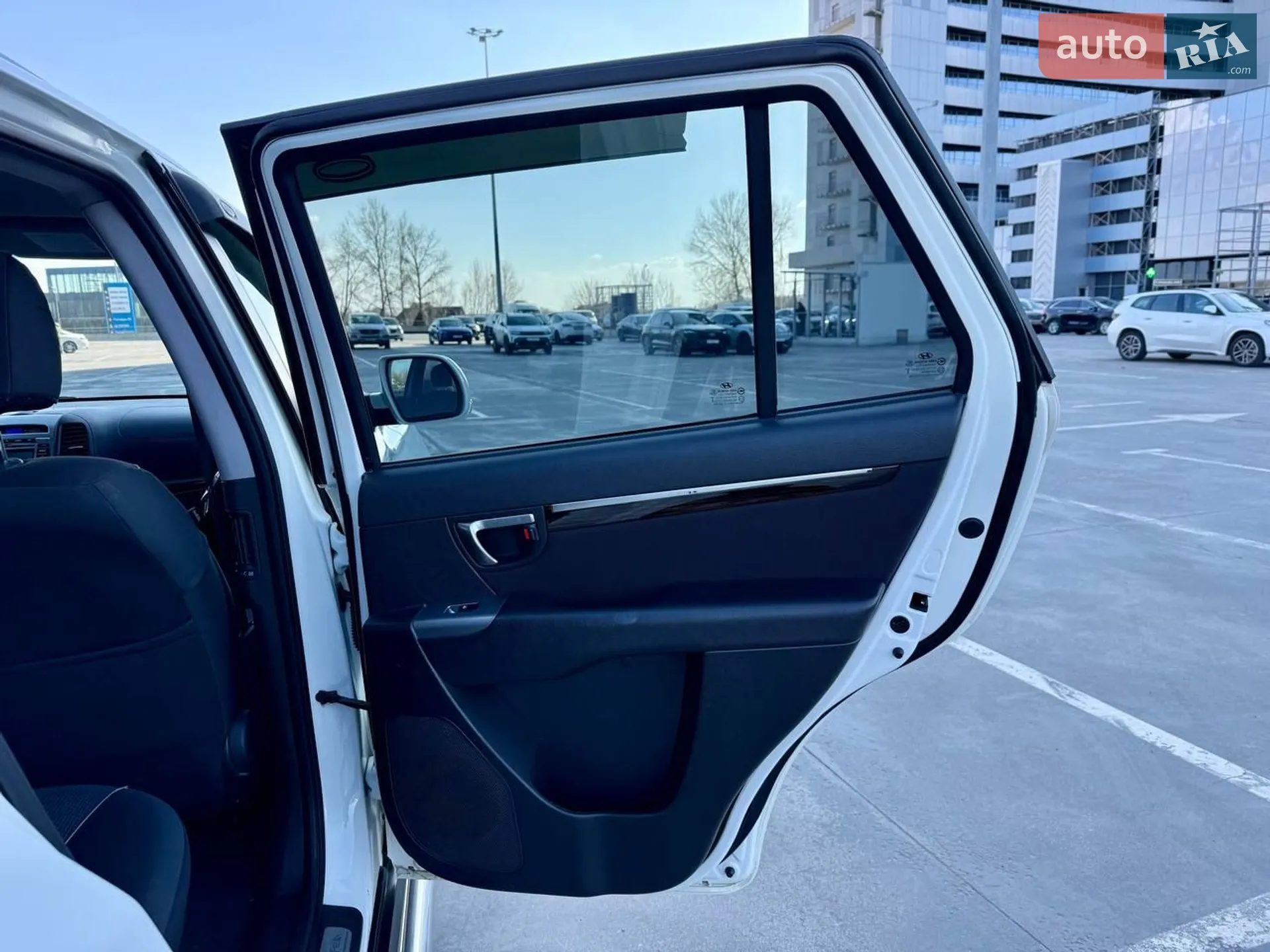 2011 Hyundai Santa Fe - мініатюра 51