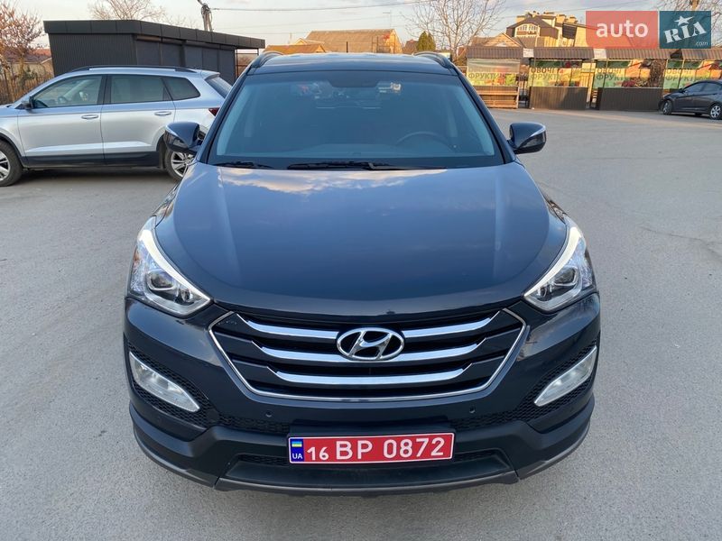 Внедорожник / Кроссовер Hyundai Santa FE 2013 в Киеве