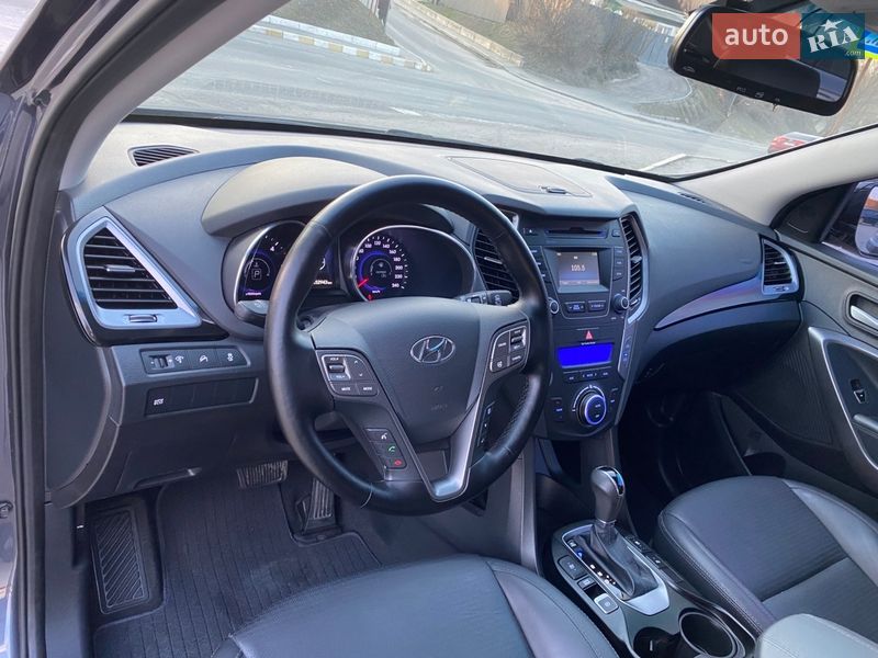 Внедорожник / Кроссовер Hyundai Santa FE 2013 в Киеве
