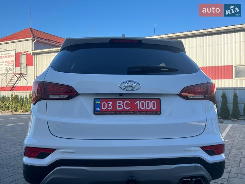 Внедорожник / Кроссовер Hyundai Santa FE 2016 в Луцке