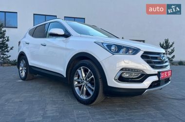 Позашляховик / Кросовер Hyundai Santa FE 2016 в Луцьку