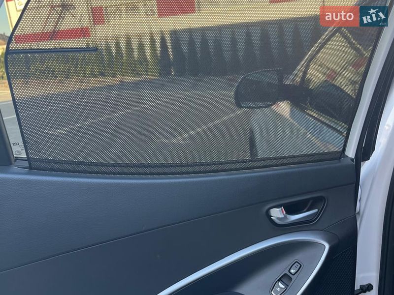 Внедорожник / Кроссовер Hyundai Santa FE 2016 в Луцке