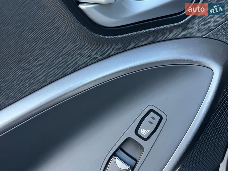 Внедорожник / Кроссовер Hyundai Santa FE 2016 в Луцке