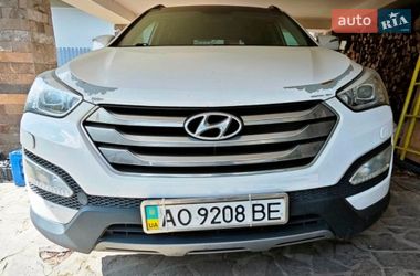 Позашляховик / Кросовер Hyundai Santa FE 2014 в Ужгороді