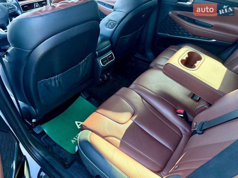 Внедорожник / Кроссовер Hyundai Santa FE 2021 в Киеве