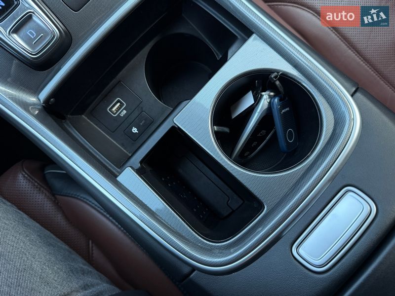 Внедорожник / Кроссовер Hyundai Santa FE 2021 в Киеве