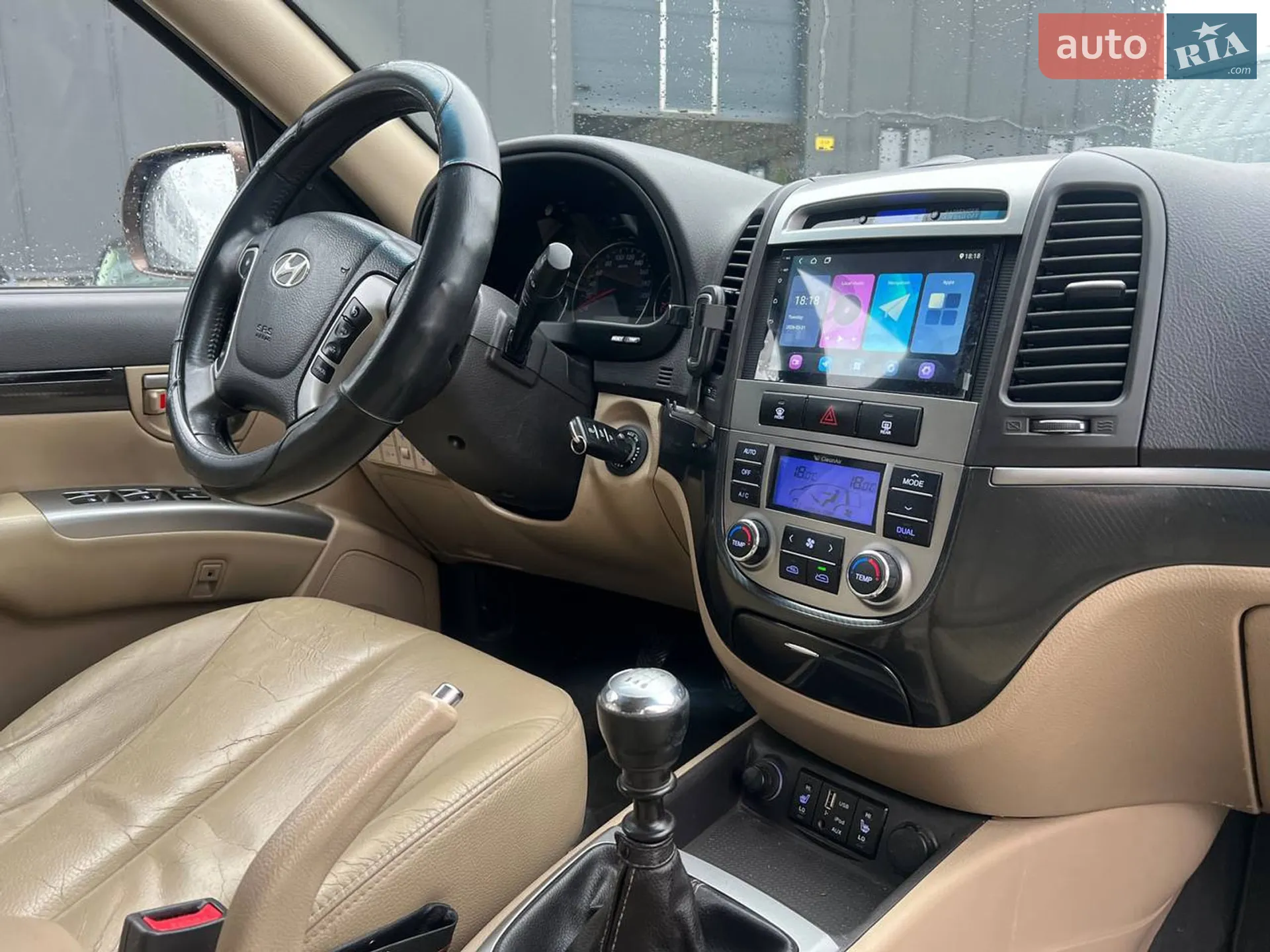 2010 Hyundai Santa Fe - мініатюра 39