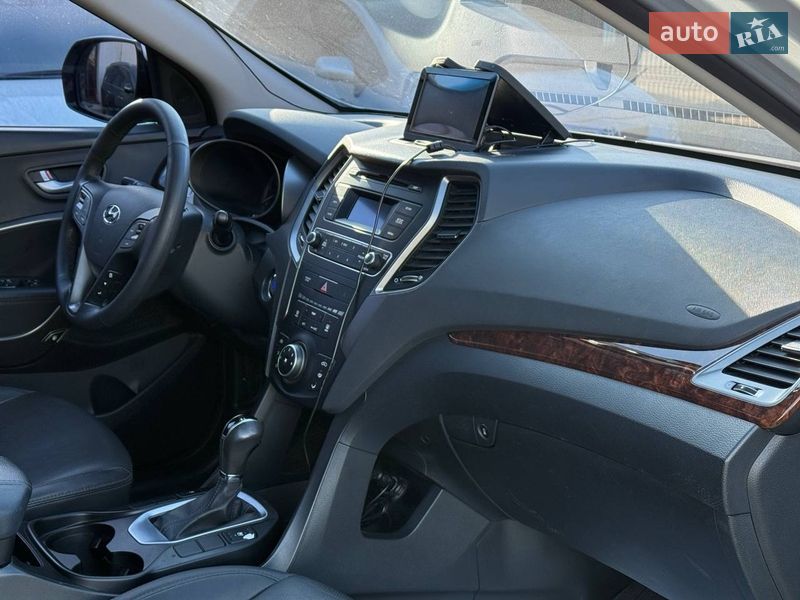Внедорожник / Кроссовер Hyundai Santa FE 2015 в Одессе