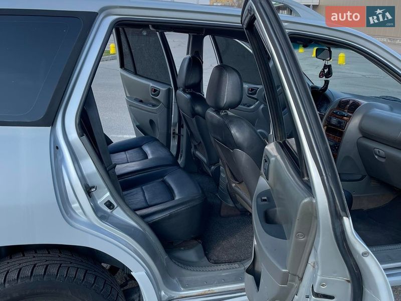 Внедорожник / Кроссовер Hyundai Santa FE 2002 в Борисполе