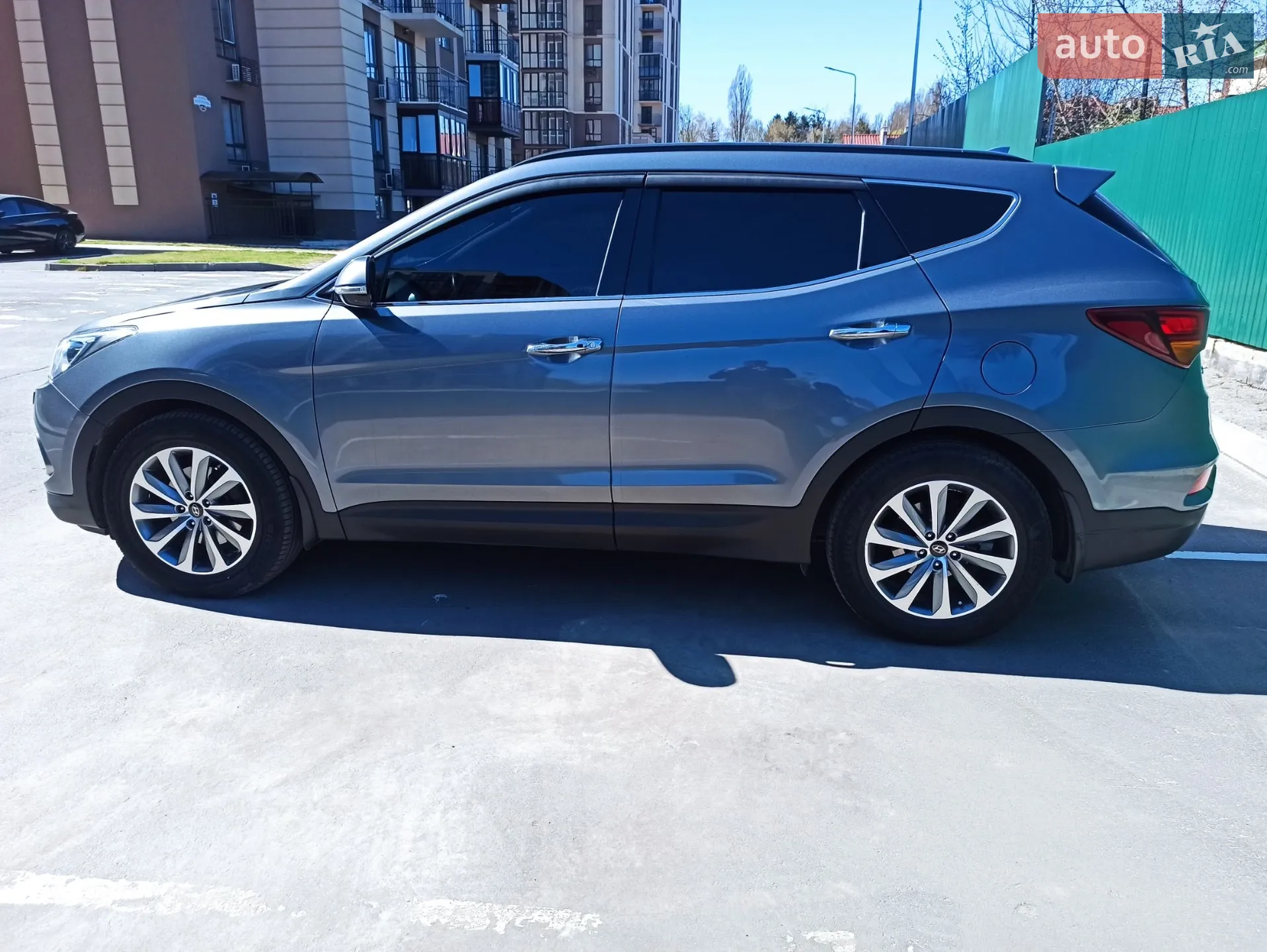 2017 Hyundai Santa Fe - мініатюра 2