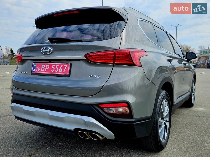 Внедорожник / Кроссовер Hyundai Santa FE 2018 в Днепре