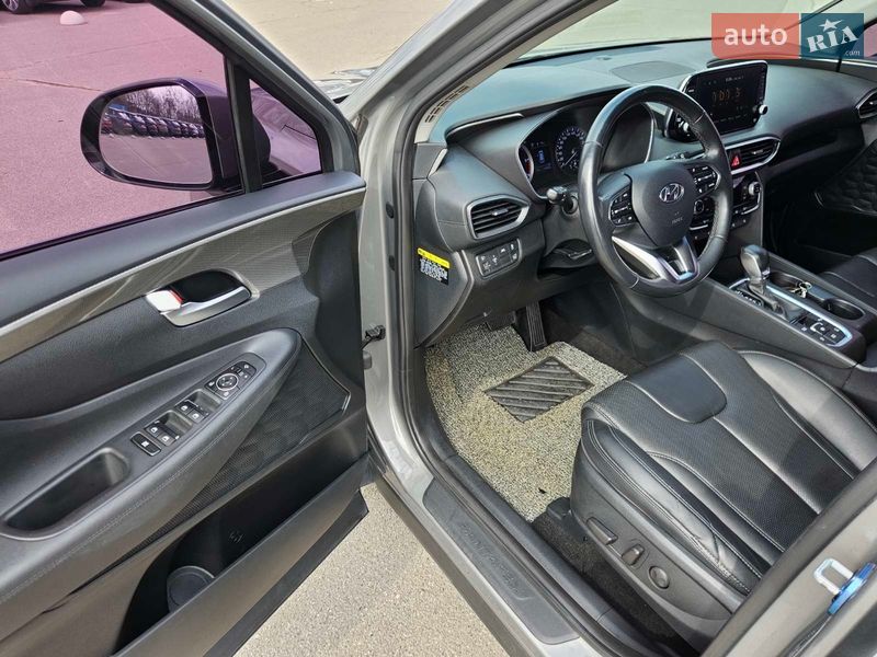 Внедорожник / Кроссовер Hyundai Santa FE 2018 в Днепре
