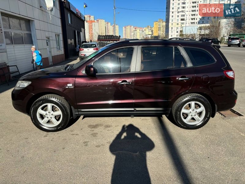 Внедорожник / Кроссовер Hyundai Santa FE 2008 в Киеве