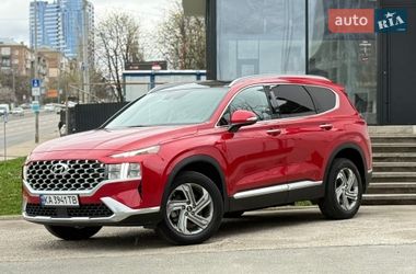 Внедорожник / Кроссовер Hyundai Santa FE 2022 в Киеве